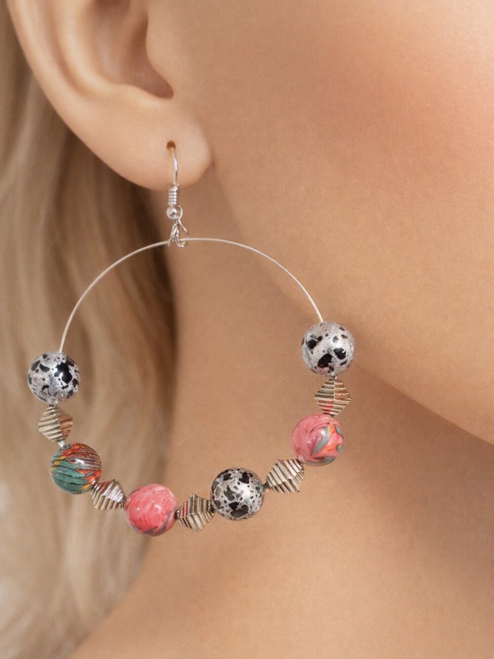 Colorful Pink & Black Beaded Large Hoop Earrings – Bold Statement Women’ Fashion